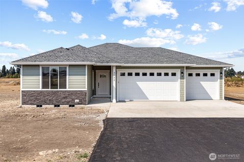 Photo of 3732 169th Avenue SW, Tenino, WA 98589 (MLS # 2413581)
