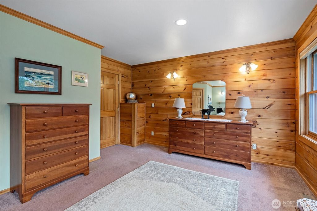 listing image 9364410995212076140
