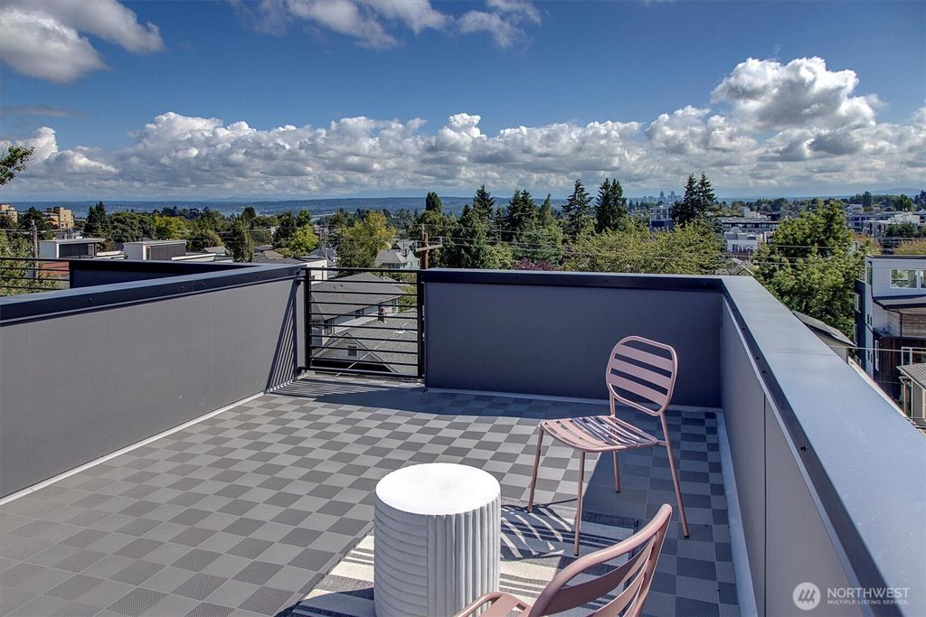 Photo of 1421 19th Avenue #B, Seattle, WA 98122 (MLS # 2324371)