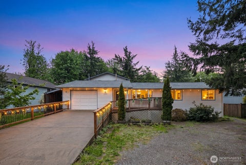 Photo of 41405 SE 125th Street, North Bend, WA 98045 (MLS # 2576993)