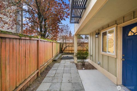 Photo of 337 N 105th Street #A, Seattle, WA 98133 (MLS # 2512326)