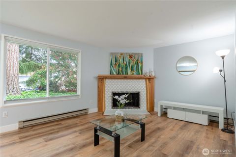 Photo of 12505 NE 117th Place #J7, Kirkland, WA 98034 (MLS # 2508557)