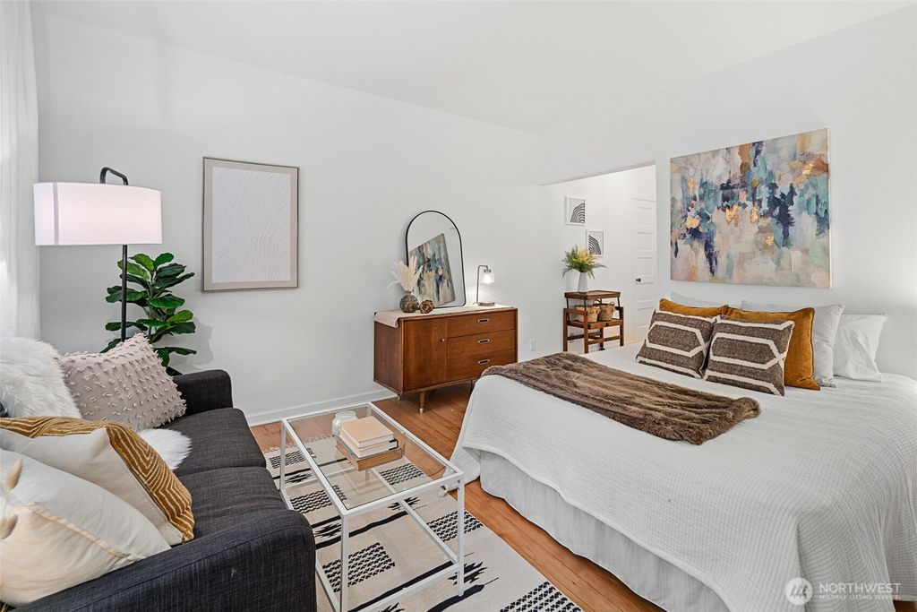Photo of 7 Harrison Street #26, Seattle, WA 98109 (MLS # 2440643)