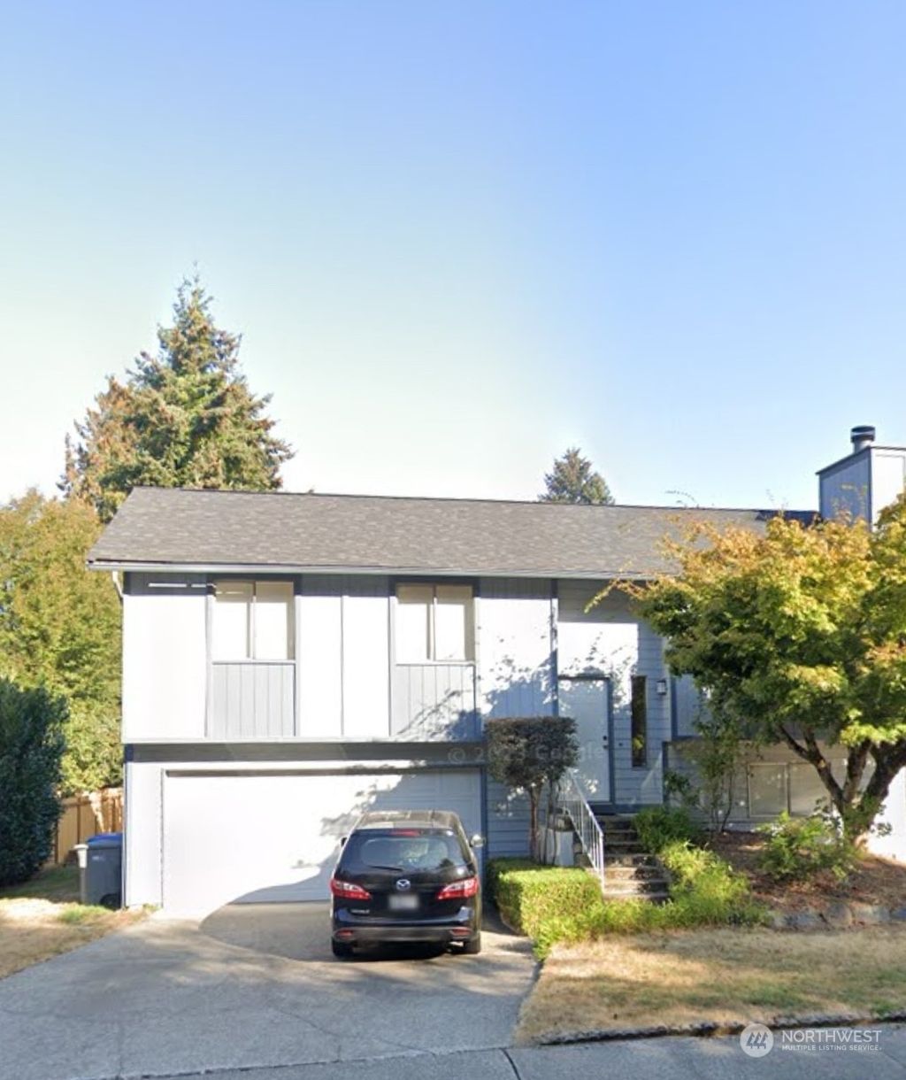Photo of 1914 NE 19th Place, Renton, WA 98056 (MLS # 2240553)