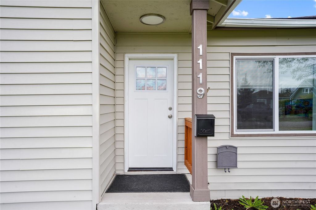 Photo of 1119 S 63rd St St, Tacoma, WA 98404 (MLS # 2494037)
