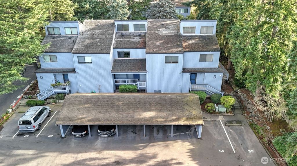 Photo of 1850 Grant Avenue S #D5, Renton, WA 98055 (MLS # 2530438)