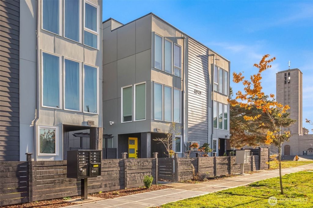 Photo of 9460 20th Avenue SW, Seattle, WA 98106 (MLS # 2358457)