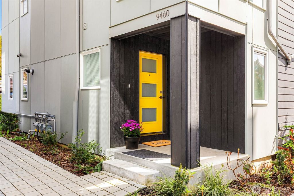 Photo of 9460 20th Avenue SW, Seattle, WA 98106 (MLS # 2358457)