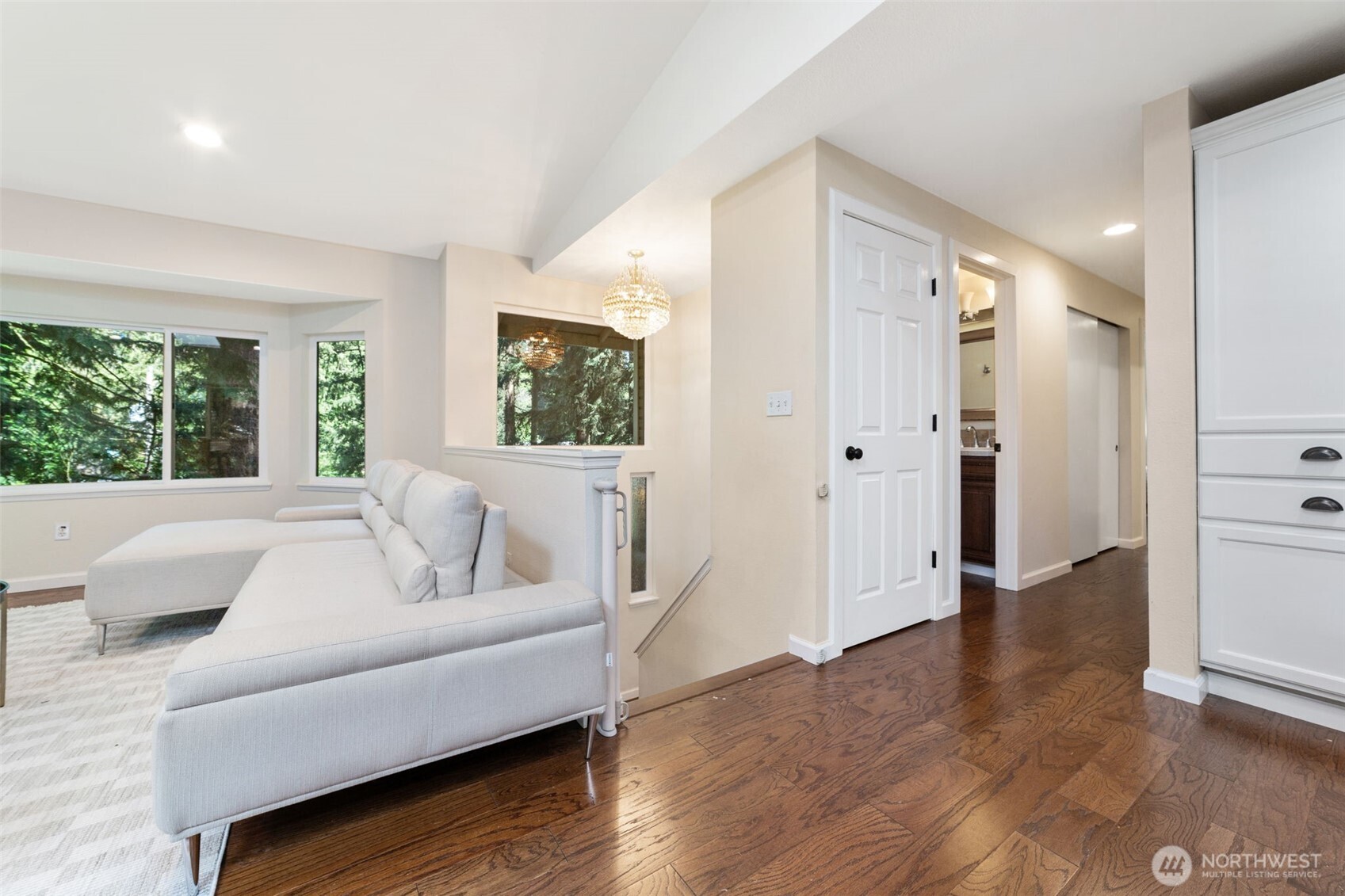 839 NE 200th Street