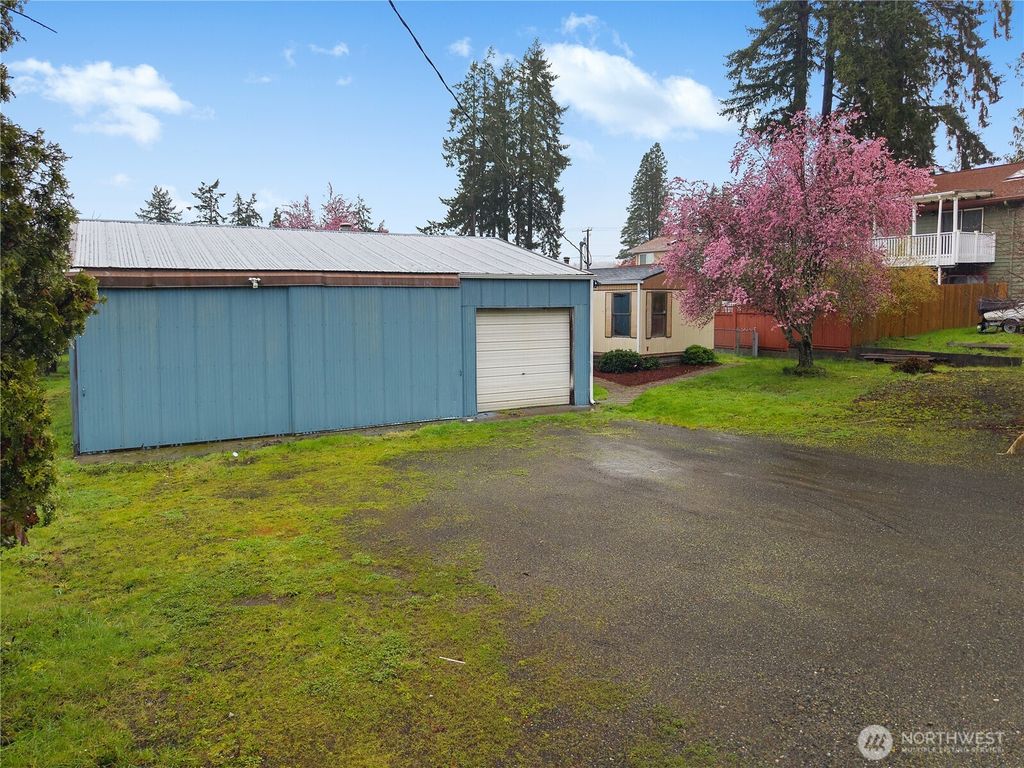 Photo of 9823 Whitecap Drive NW, Olympia, WA 98502 (MLS # 2495124)