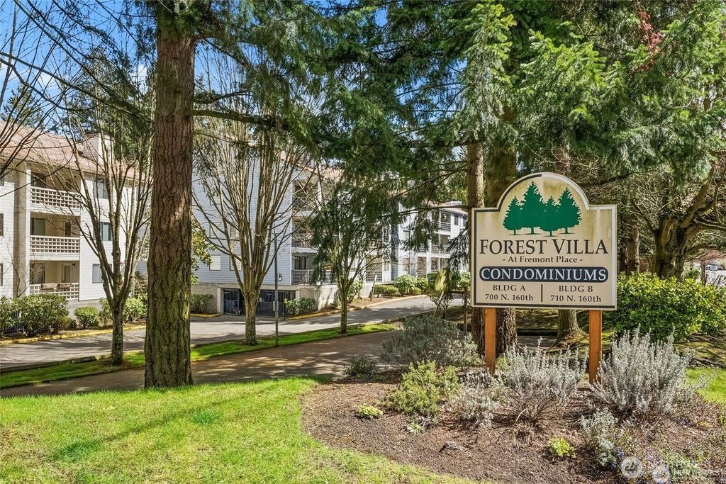 Photo of 710 N 160th Street #B206, Shoreline, WA 98133 (MLS # 2437639)
