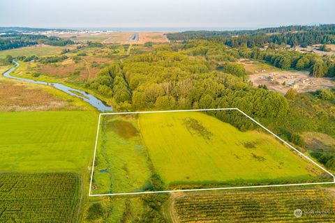 Photo of 0 State Route 20, Oak Harbor, WA 98277 (MLS # 2157309)