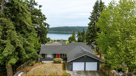 Photo of 5055 Honeymoon Bay Road, Freeland, WA 98249 (MLS # 2557148)