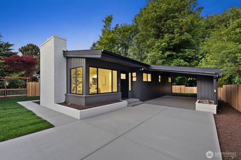 Photo of 10012 8th Avenue NW, Seattle, WA 98177 (MLS # 2522414)