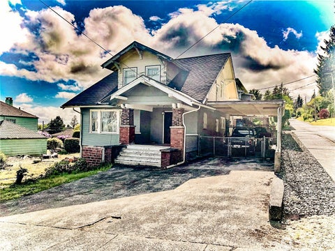 Photo of 1215 N Broadway, Aberdeen, WA 98520 (MLS # 2526451)