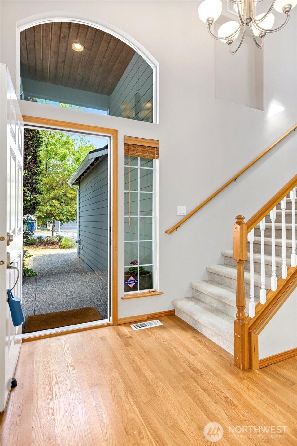 Photo of 308 170th Place SE, Bothell, WA 98012 (MLS # 2559478)