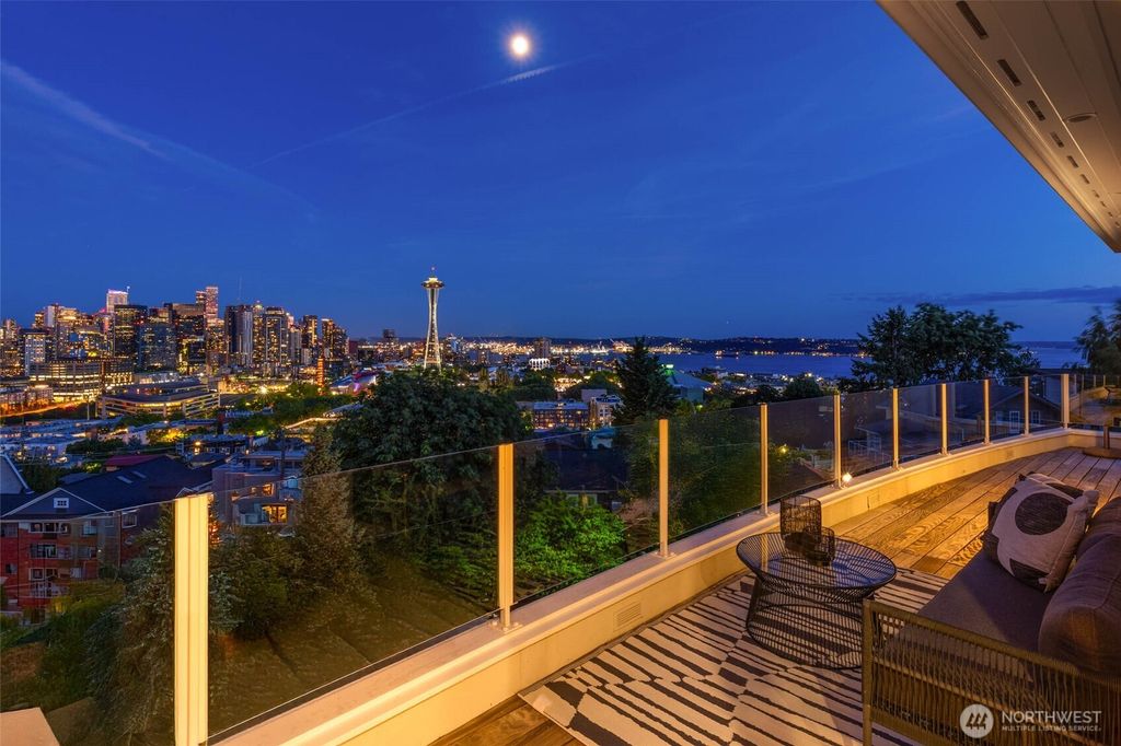 Photo of 1112 Bigelow Avenue N, Seattle, WA 98109 (MLS # 2386449)