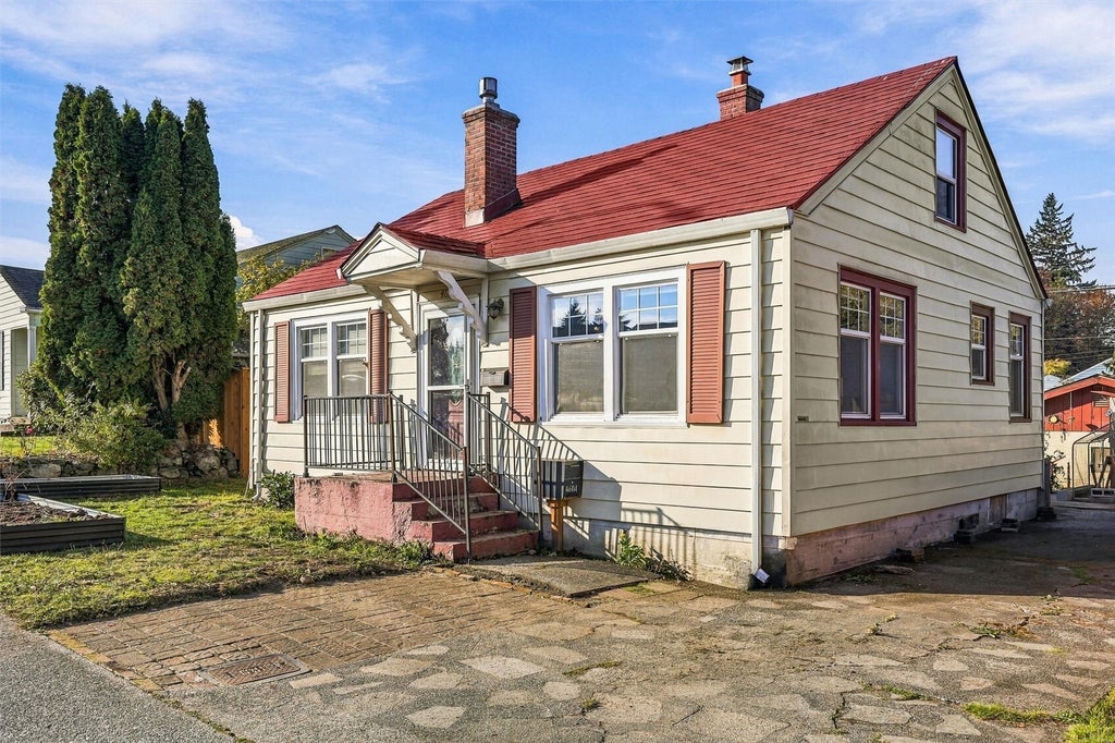 Photo of 4604 Colby Avenue, Everett, WA 98203 (MLS # 2596760)