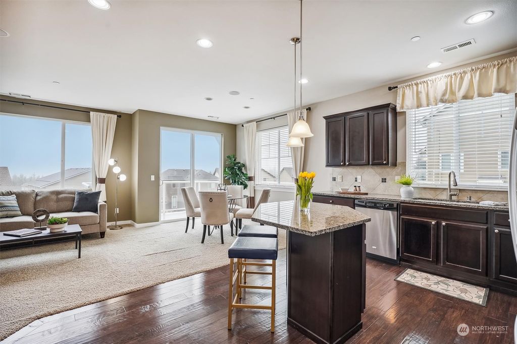 Photo of 9216 Merritt Avenue SE, Snoqualmie, WA 98065 (MLS # 2029546)