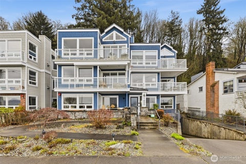 Photo of 1600 Alki Avenue SW #202, Seattle, WA 98116 (MLS # 2548650)