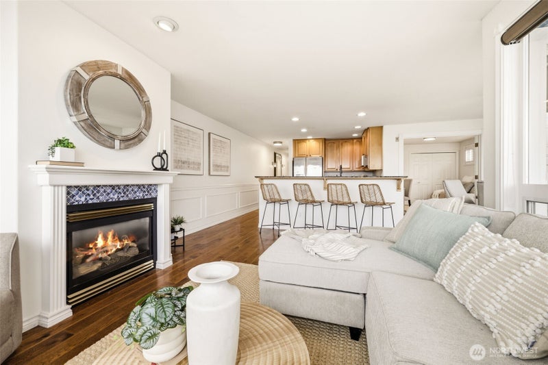 1600 Alki Avenue SW 202