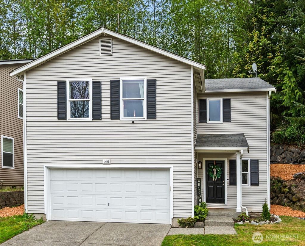 Photo of 11632 54th Drive SE, Everett, WA 98208 (MLS # 2519045)