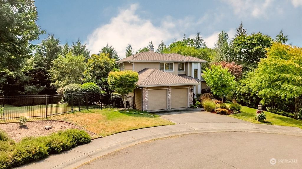 Photo of 15307 SE 133rd Court, Renton, WA 98059 (MLS # 2153292)