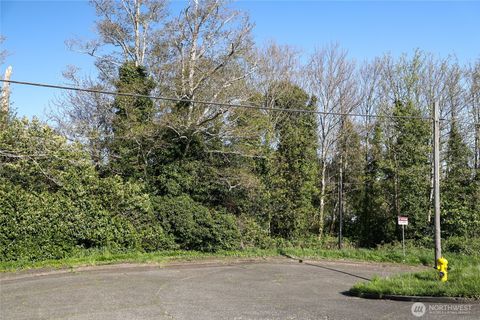MLS: 2360086