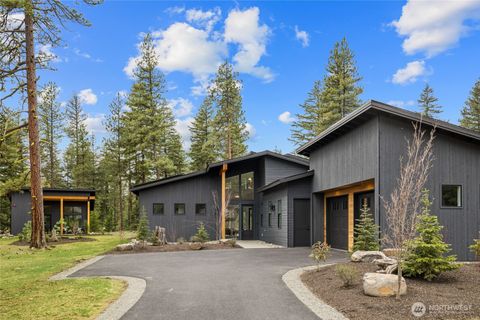 1980 Wanawish Loop, Cle Elum, WA 98922 - MLS#: 2319124
