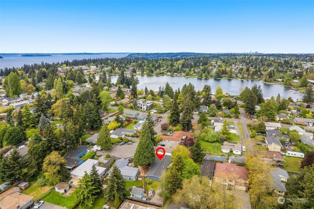 Photo of 15840 14th Ave Ave SW, Burien, WA 98166 (MLS # 2234795)