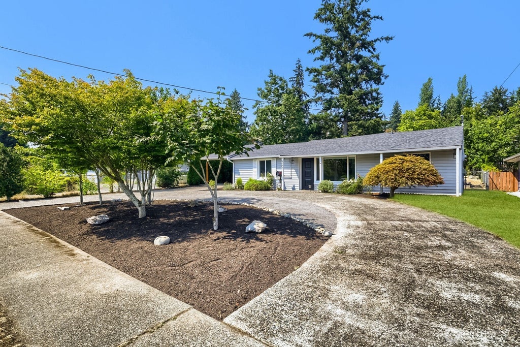 Photo of 5607 240th Street SW, Mountlake Terrace, WA 98043 (MLS # 2566271)
