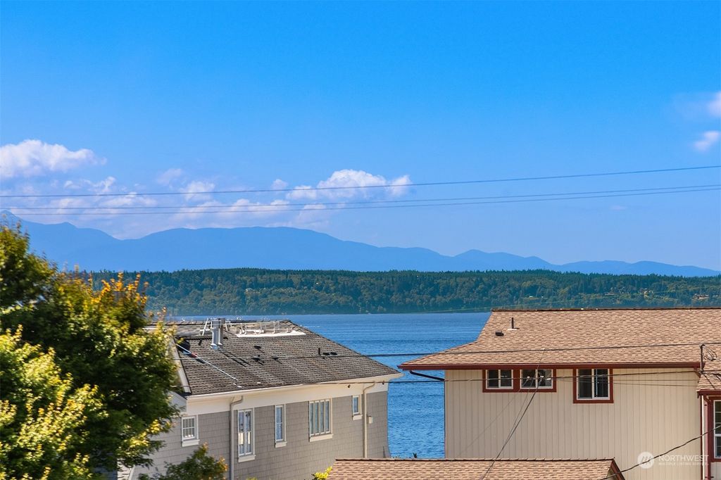 Photo of 200 2nd Avenue N #204, Edmonds, WA 98020 (MLS # 2136833)