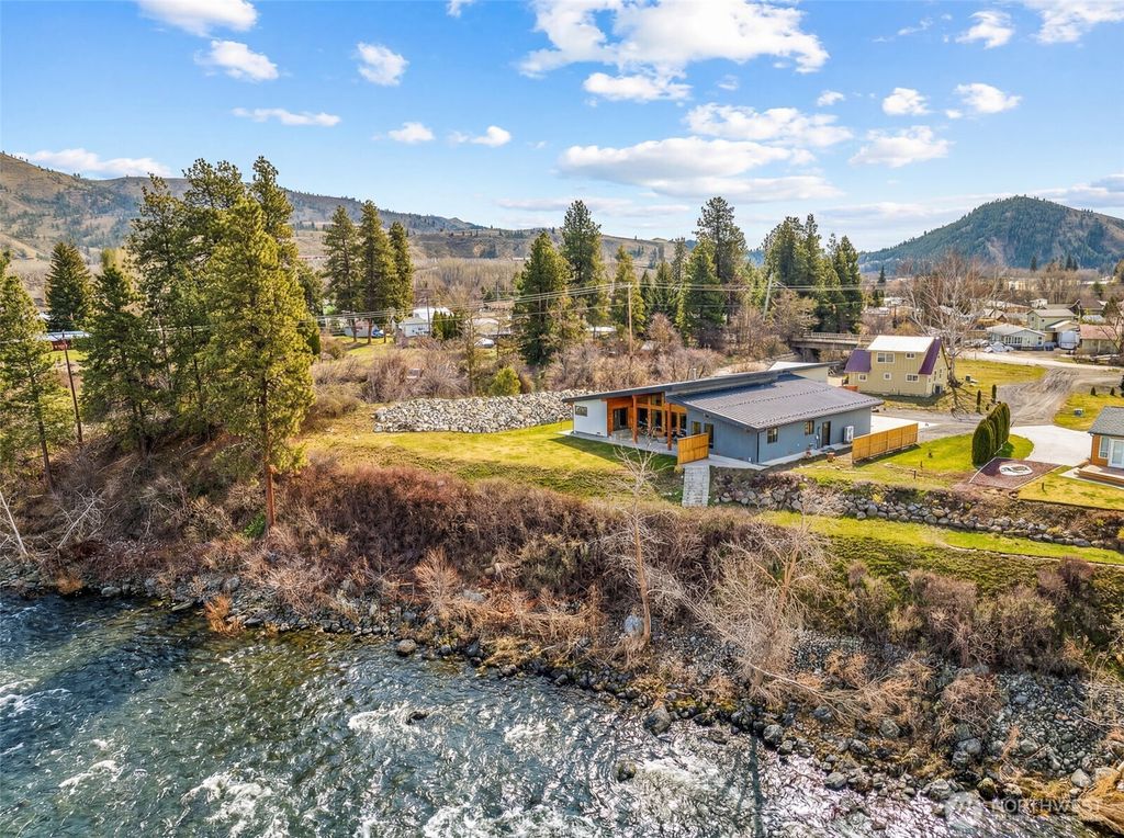 Photo of 34 Steelhead Lane, Dryden, WA 98821 (MLS # 2476196)