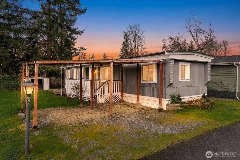 Photo of 32501 NE 50th Street #6, Carnation, WA 98014 (MLS # 2491574)