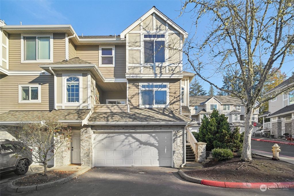 Photo of 6617 SE Cougar Mountain Way, Bellevue, WA 98006 (MLS # 2314005)