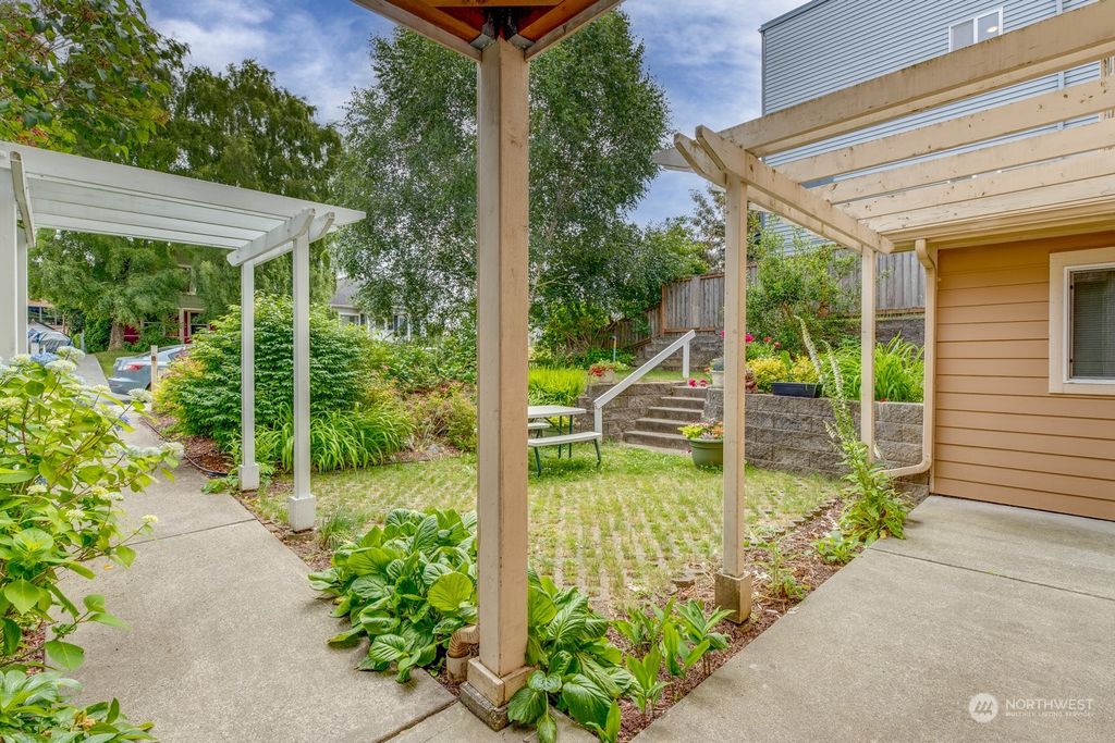 Photo of 3808 Hoyt Avenue #B, Everett, WA 98201 (MLS # 2129139)