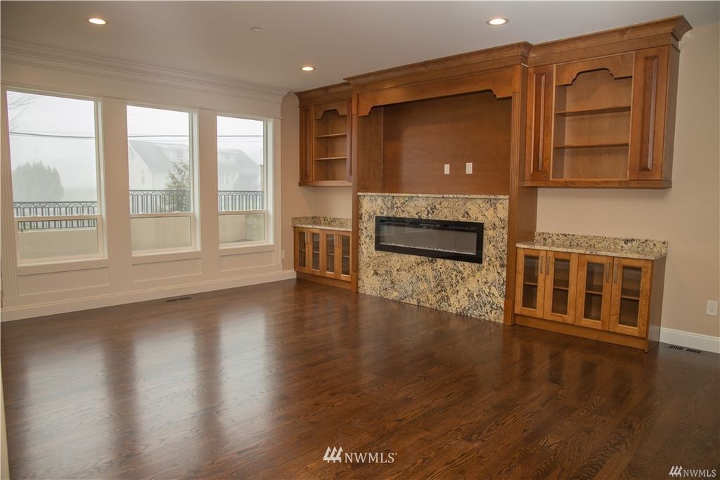 Photo of 4762 S 146th Street, Tukwila, WA 98168 (MLS # 1930381)