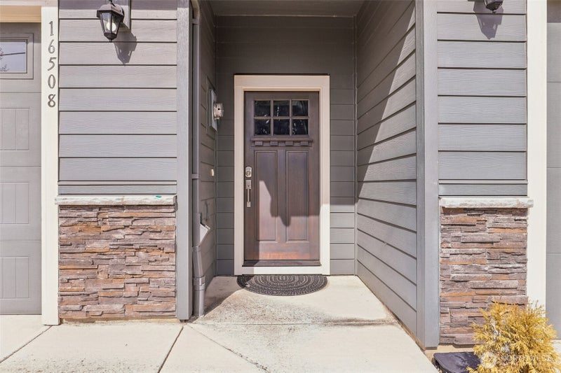 16508 SE 39th Street