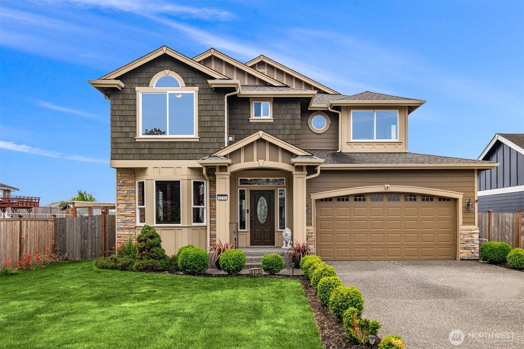 Photo of 6916 37th Place NE, Marysville, WA 98270 (MLS # 2486910)