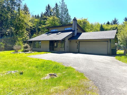 A home in Belfair