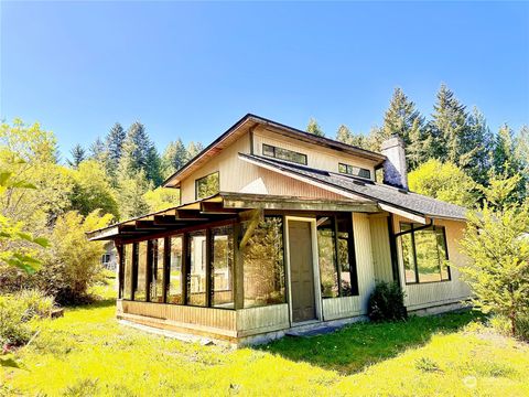 A home in Belfair