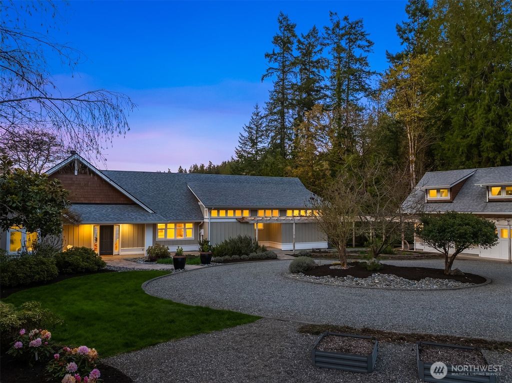 Photo of 10478 Arrow Point Drive NE, Bainbridge Island, WA 98110 (MLS # 2490127)