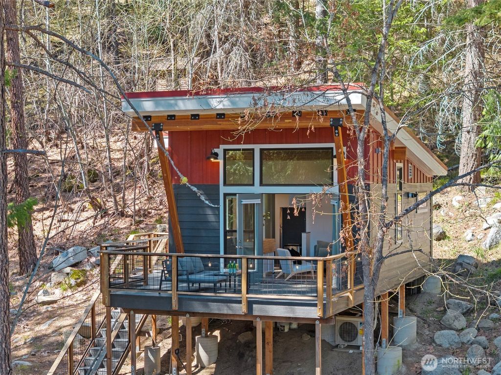 Photo of 8056 Bayne Road, Leavenworth, WA 98826 (MLS # 2505459)