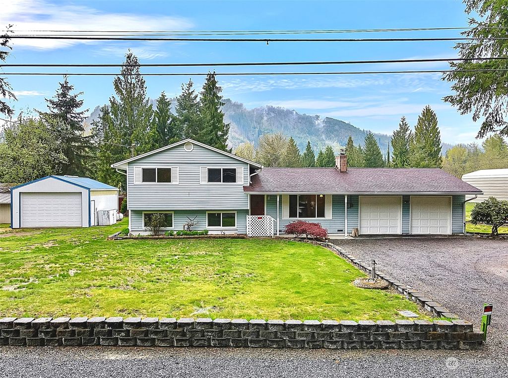 Photo of 20015 Silverton Way, Granite Falls, WA 98252 (MLS # 2062188)