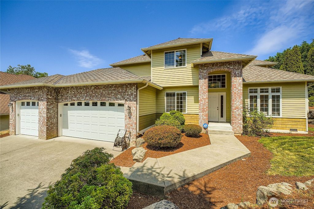 Photo of 9620 S 194th Street, Renton, WA 98055 (MLS # 2393769)