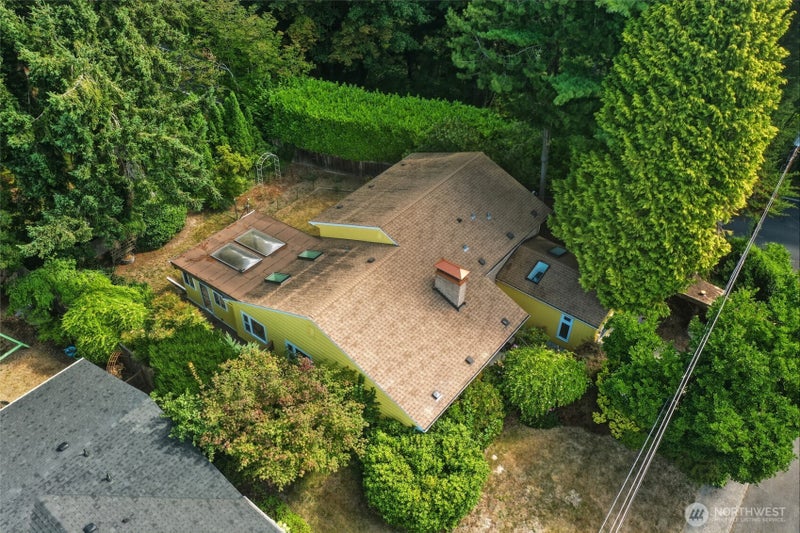 2010 Forest Hill Drive SE