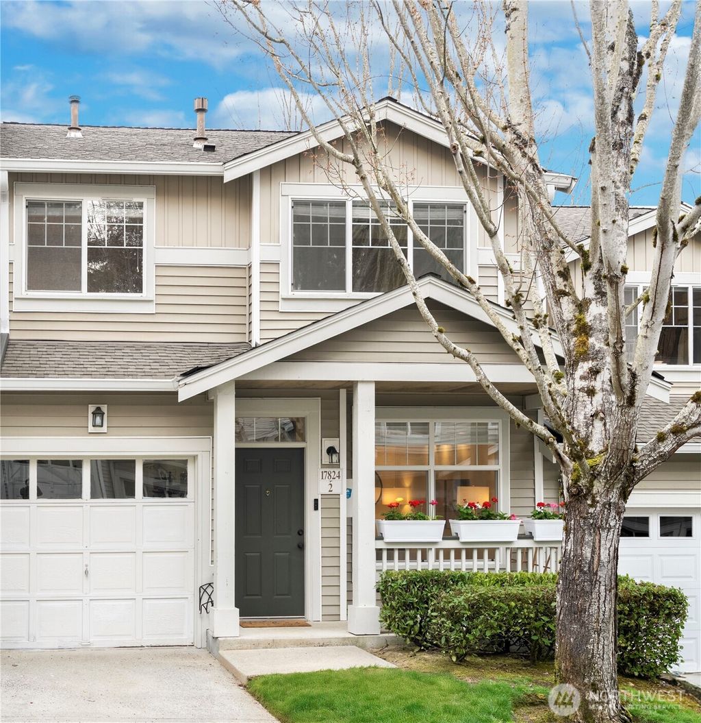 Photo of 17824 NE 96th Way #2, Redmond, WA 98052 (MLS # 2353001)