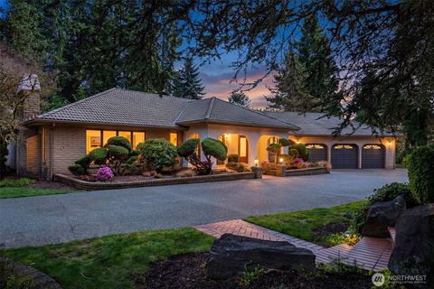 Photo of 13214 180th Avenue NE, Redmond, WA 98052 (MLS # 2535340)