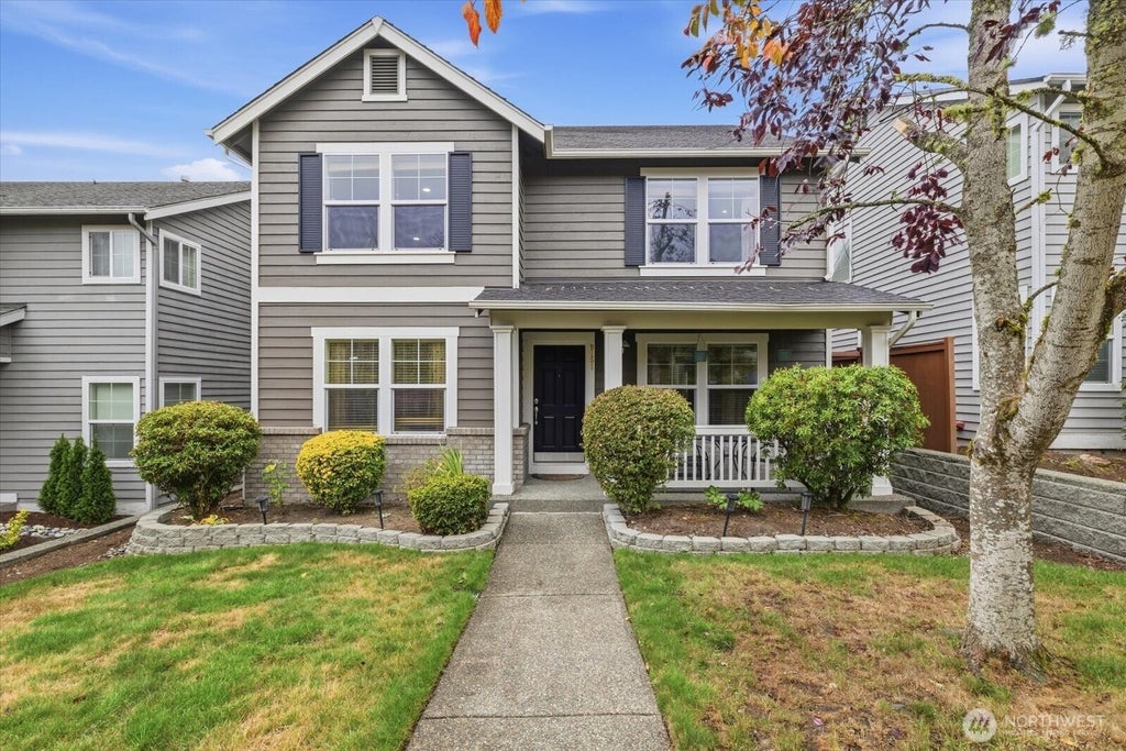 Photo of 9151 227th Ave NE AVE, Redmond, WA 98053 (MLS # 2592542)
