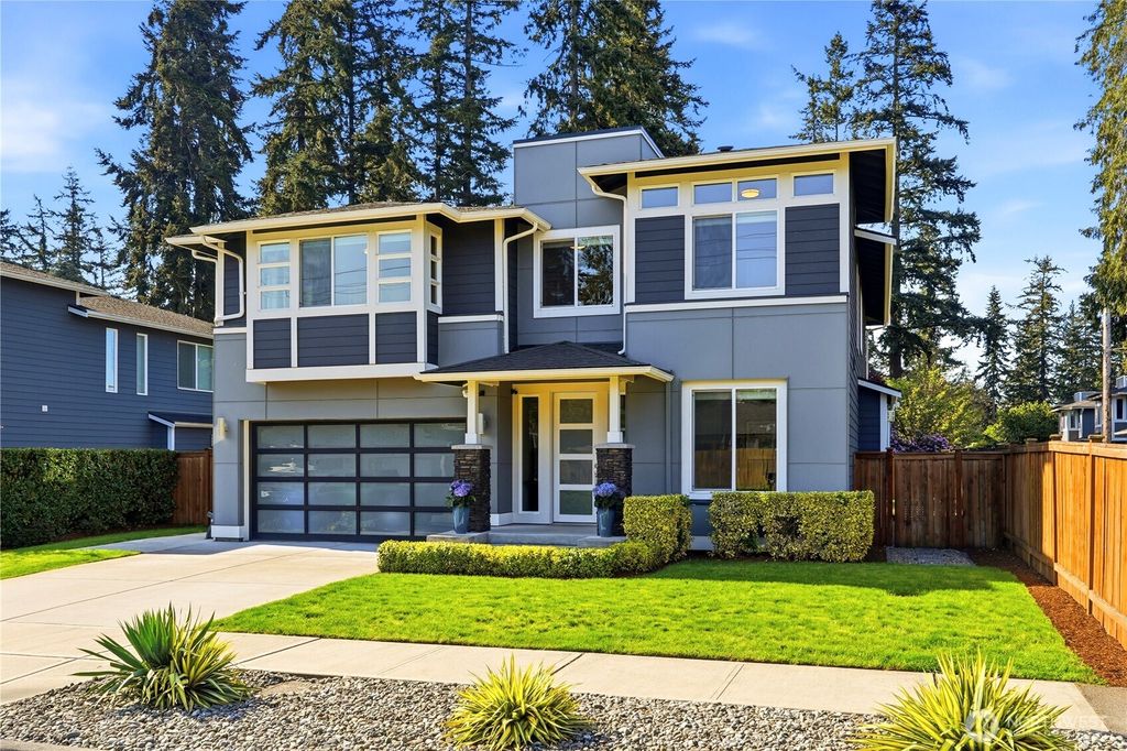 Photo of 123 NW 185th Street, Shoreline, WA 98177 (MLS # 2516462)